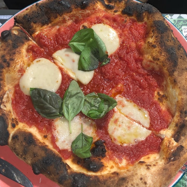 review photo of Pizzeria Assaje Udine Pizza DOP vegana shared by @zzzen on 13 Aug 2022 - review