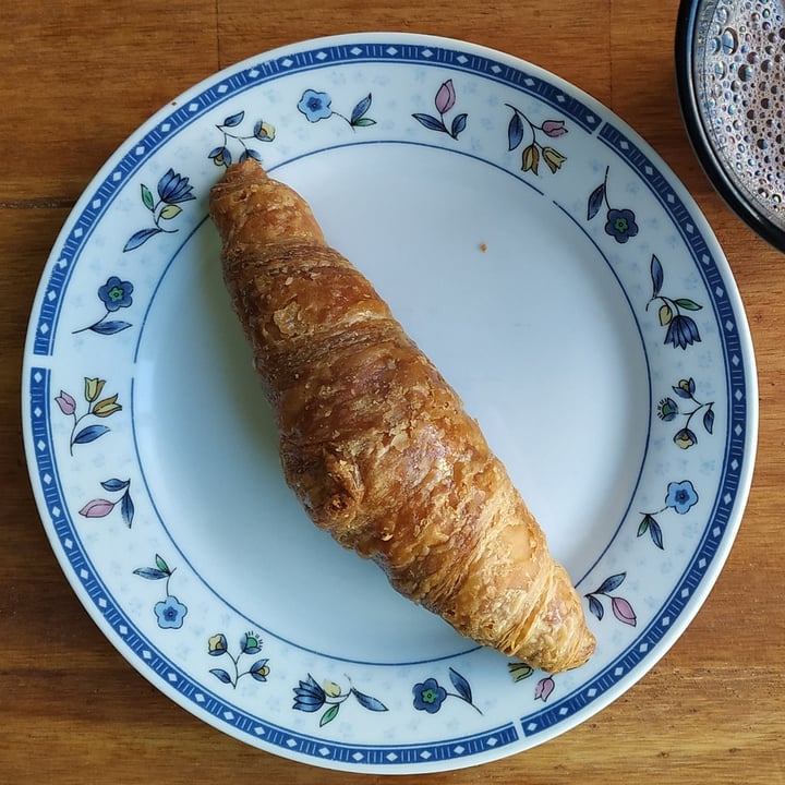 photo of Costumbres Argentinas Cornetto Vegano shared by @pochu on  10 Jun 2020 - review