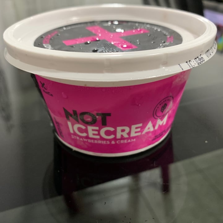 photo of NotCo Not Icecream Strawberries & Cream Mini shared by @valentina777 on  12 Sep 2021 - review