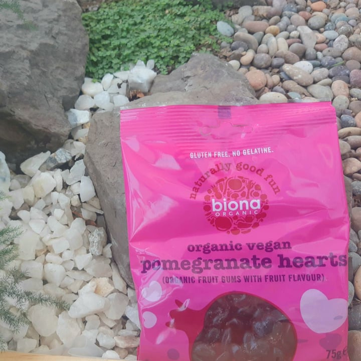 photo of Biona Biona Organic Pomegranate Hearts shared by @nat-manzo-o on  13 Apr 2020 - review