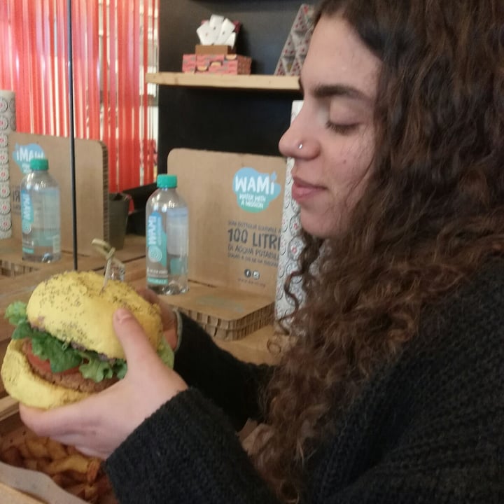 review photo of Flower Burger Spicy Cecio shared by @alenana on 10 Jun 2020 - review