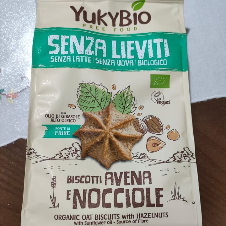 review photo of Yukybio Biscotti avena e nocciole shared by @ale85 on 07 Sep 2022 - review
