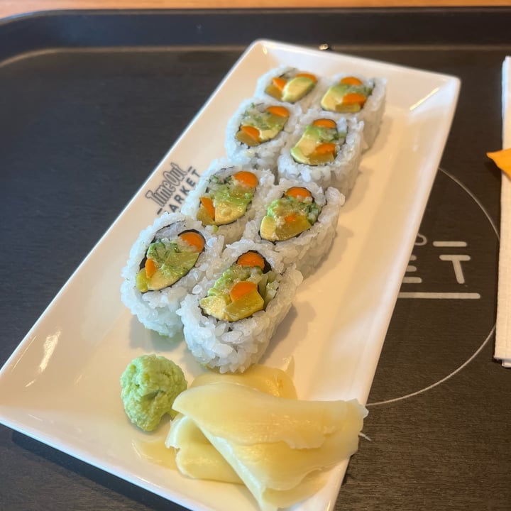 photo of Bubusan Vegan Roll shared by @lplanisi on  30 Apr 2022 - review