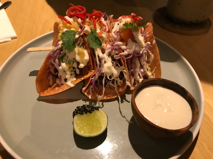 photo of Peloton Supershop "Ms. Jackson Jackfruit Tacos" shared by @opheeeliaaa on  05 May 2019 - review