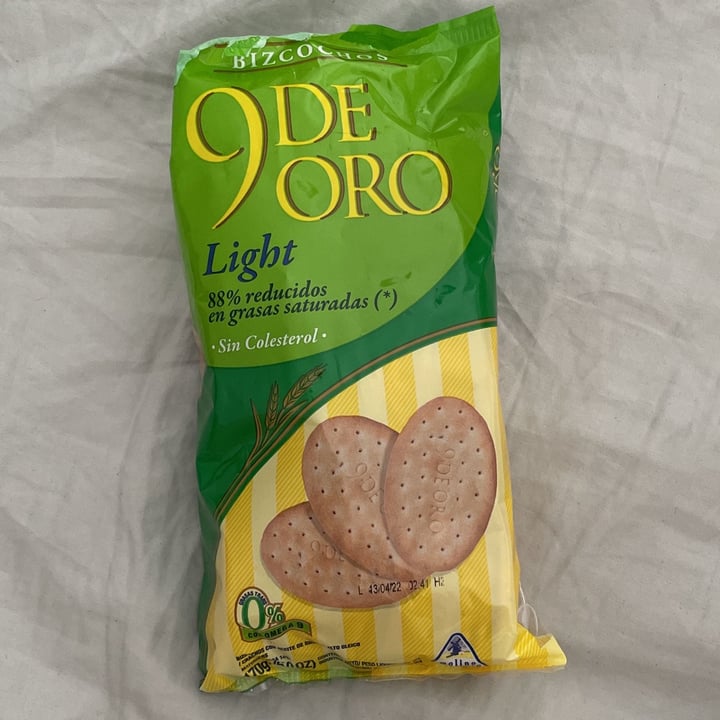 photo of 9 de Oro 9 de Oro Light shared by @lulifante on  20 Dec 2021 - review