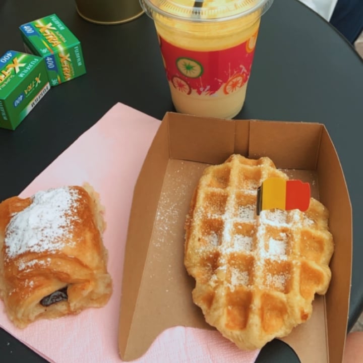 review photo of DE Brugsche TAFEL Waffle shared by @helenamarlen on 11 Aug 2020 - review