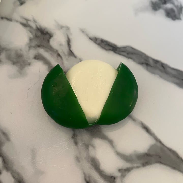 photo of Babybel Plant-Based Plant-Based Cheese Alternative shared by @elisaz on  15 Oct 2022 - review