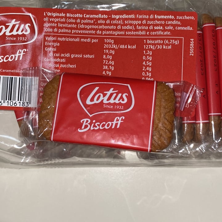 review photo of Lotus Biscoff biscotti shared by @katia97 on 21 Oct 2022 - review
