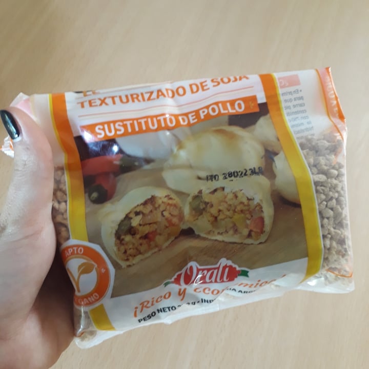 photo of Orali Magia Sustituto Carnico Sabor Pollo shared by @maiamichelis on  12 Apr 2022 - review