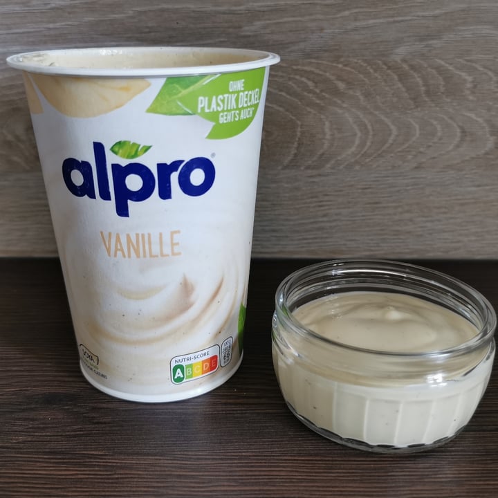 photo of Alpro Sojajoghurt Vanille shared by @tzschoppi on  09 Sep 2021 - review