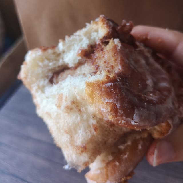 菜肴“Cinnamon Bun”的照片
