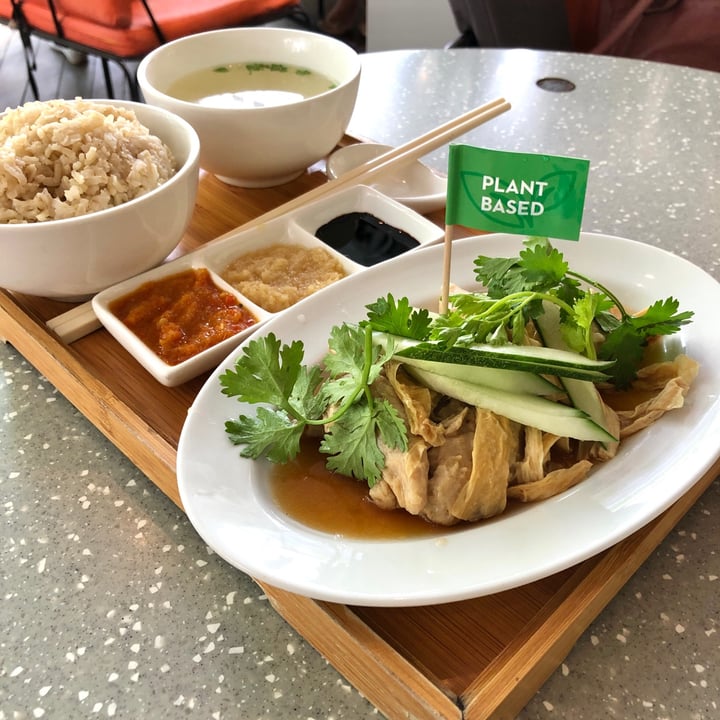 review photo of PrivƩ Paragon Hainanese Chicken Rice shared by @katherinegloria on 13 Nov 2022 - review