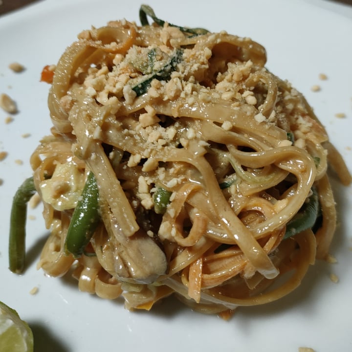 photo of La Tecia Vegana Spaghetti di riso con zucchine, carote e funghi shared by @martinabecherucci on  03 Feb 2022 - review