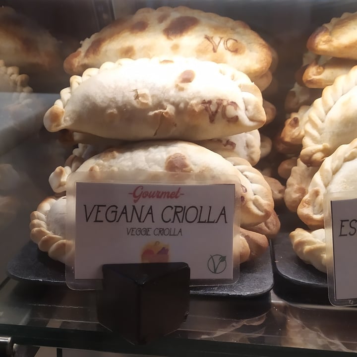 photo of Mercado De San Miguel Empanadilla vegana criolla shared by @rominaguch on  04 Oct 2022 - review