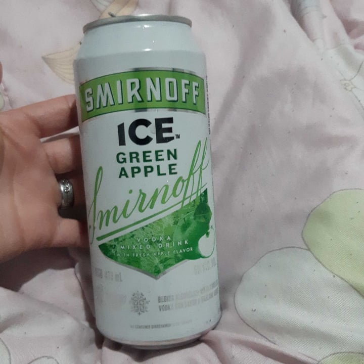 review photo of Smirnoff ice green apple shared by @cinthiaayelenveg on 23 Aug 2022 - review