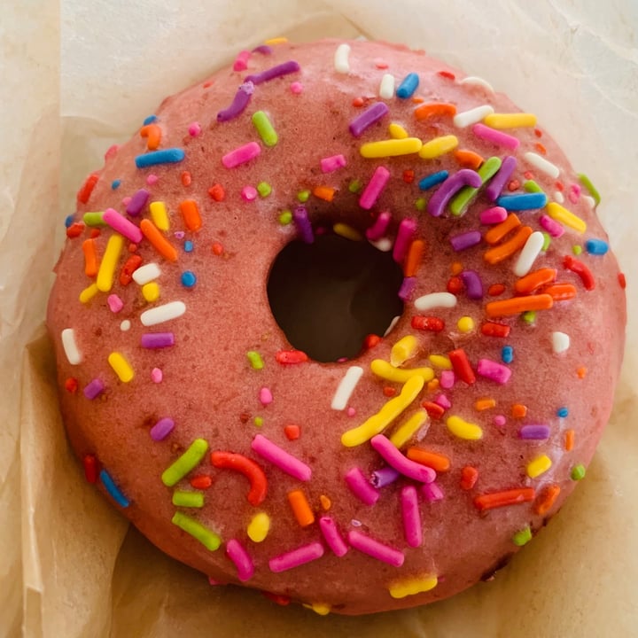 photo of Rainbow Bakery Homer Donut shared by @allhess on  24 May 2020 - review