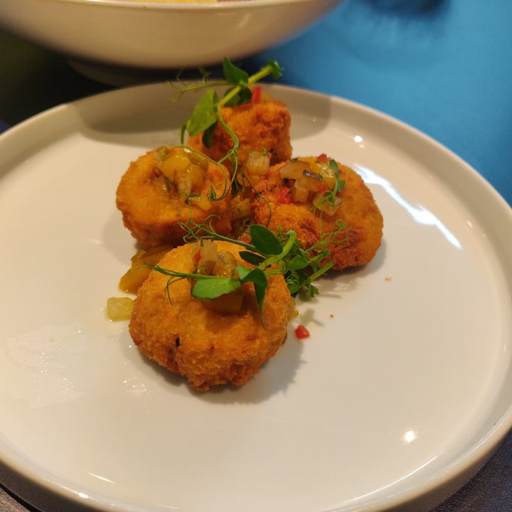 review photo of Green Common Singapore Gardein Crab Cake shared by @wantwothree on 12 Oct 2021 - review