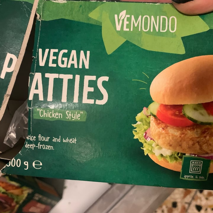 photo of Vemondo 2 Vegan Patties “Chicken Style” shared by @cucinadiale17 on  21 Mar 2022 - review