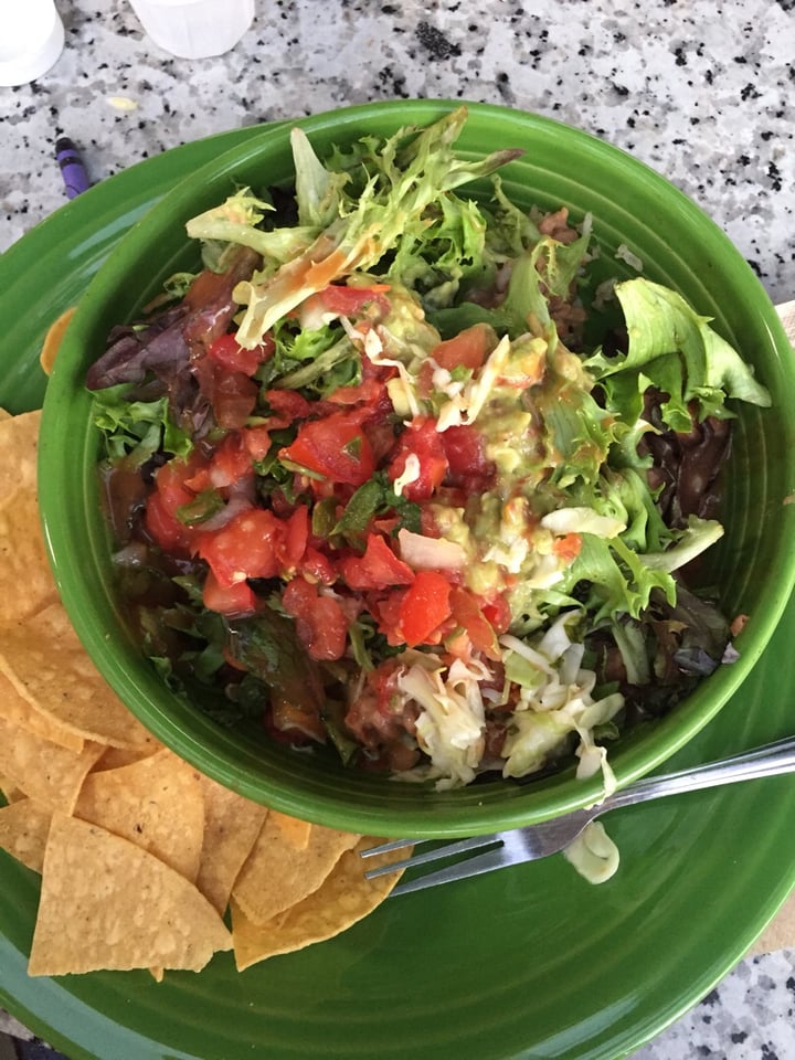 photo of Dos Coyotes Southwest burrito bowl shared by @klc on  16 Oct 2018 - review