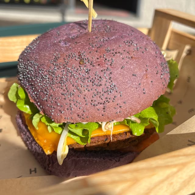 菜肴“Flower Burger”的照片