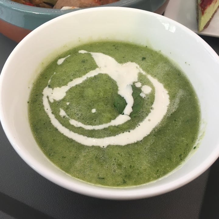 review photo of Väcka Sopa fría de melón, pepino y menta shared by @ferbcn on 10 Sep 2020 - review
