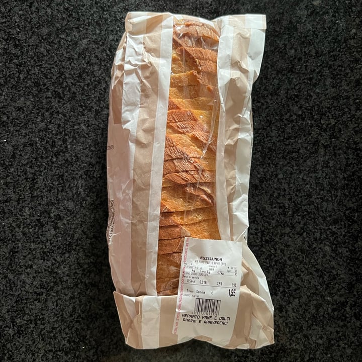 review photo of Esselunga Filone di grano duro affettato shared by @pltlsn97 on 17 Aug 2022 - review
