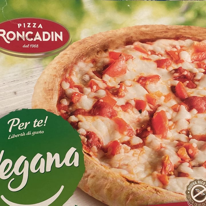 review photo of Pizza roncadin Pizza vegana shared by @robertar18 on 13 Dec 2021 - review