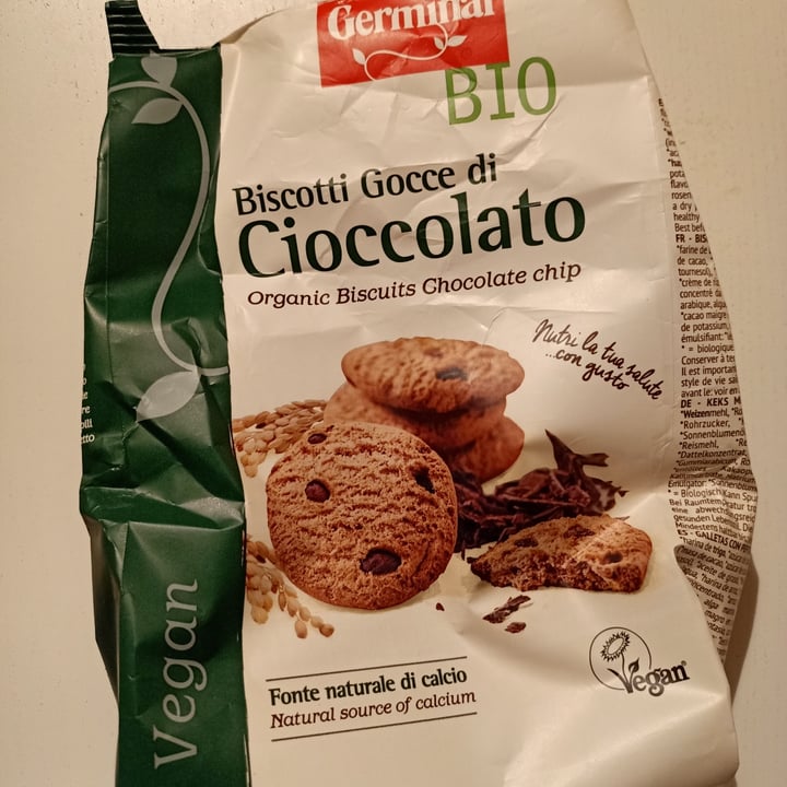photo of Germinal Bio Biscotti senza lievito con gocce di cioccolato shared by @veronicagrasso on  18 Mar 2022 - review