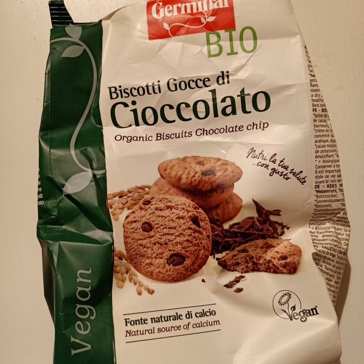 review photo of Germinal Bio Biscotti senza lievito con gocce di cioccolato shared by @veronicagrasso on 18 Mar 2022 - review