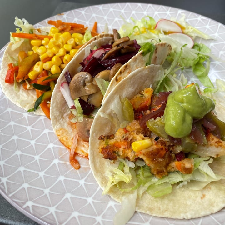 photo of Para Todos TN Tris di tacos vegani shared by @margheritac02 on  29 Aug 2022 - review