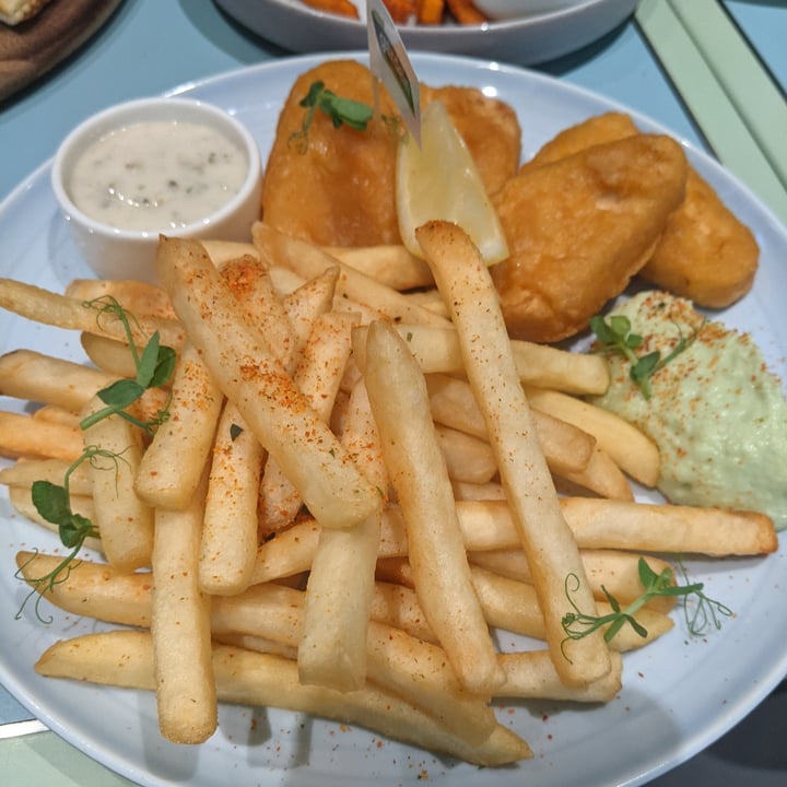 photo of Green Common Singapore Gardein Fish and Chips (Discontinued) shared by @ichomprotein on  16 Jul 2021 - review