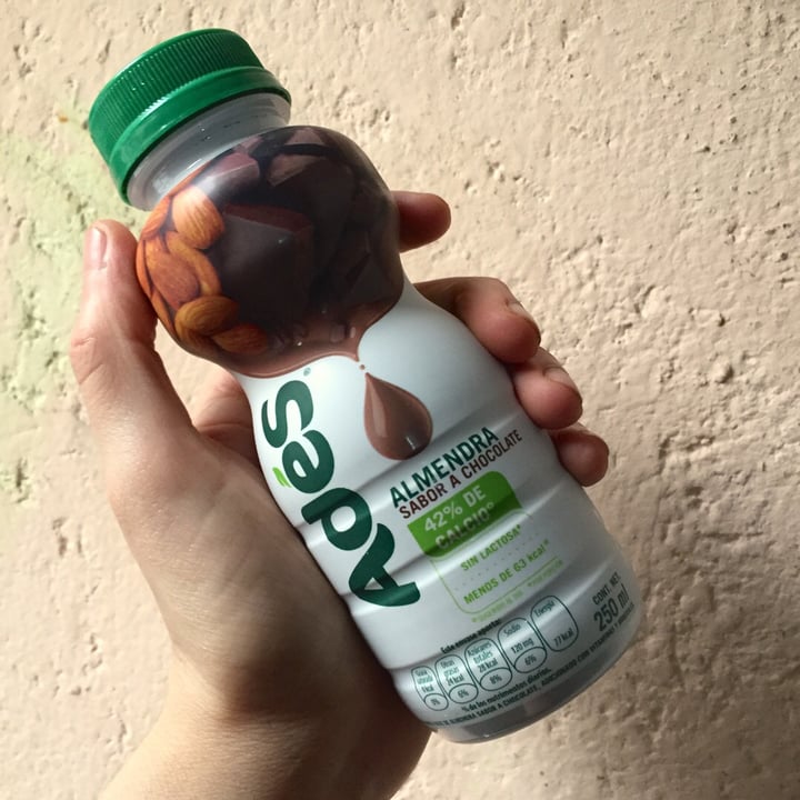 photo of Ades Leche de Coco sabor Chocolate 250 ml shared by @comehierbas on  28 Feb 2020 - review