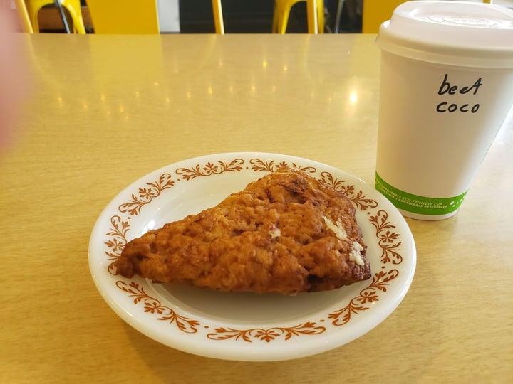 review photo of Perk! Coffee & Lunchbox Vegan Raspberry Scone shared by @jreyes on 18 Aug 2019 - review