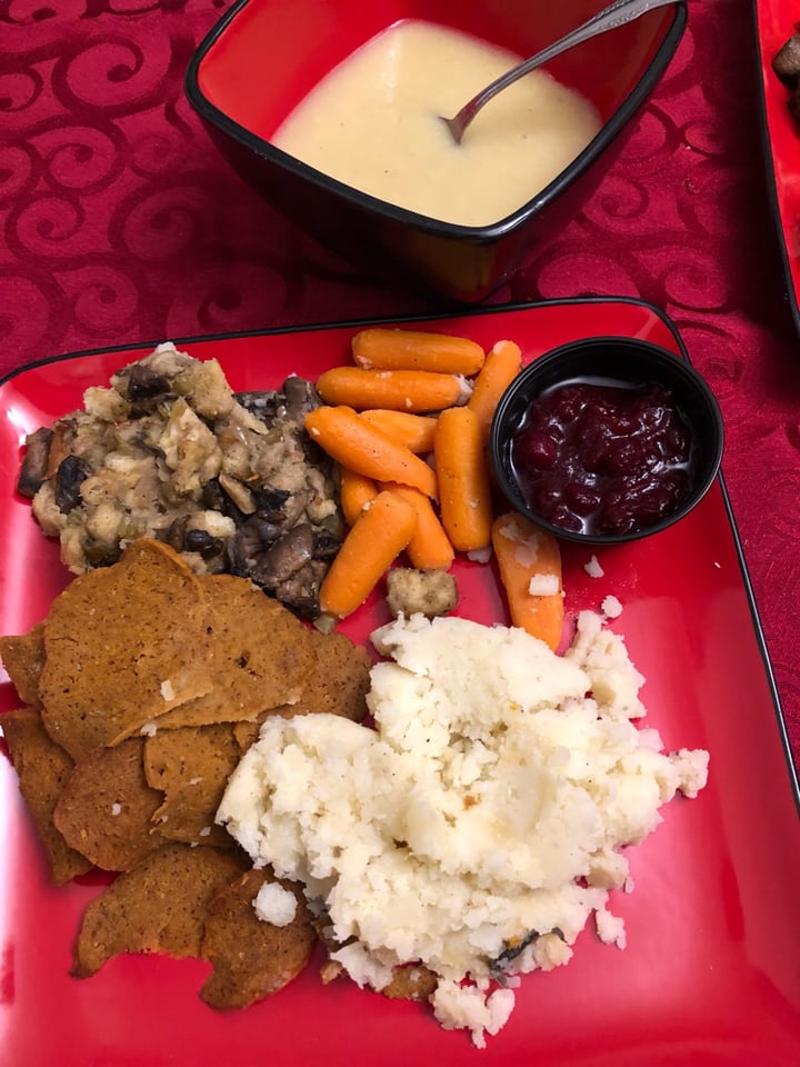 review photo of The Zenith Vegan Thanksgiving Dinner shared by @ohhonestlyerin on 29 Nov 2019 - review