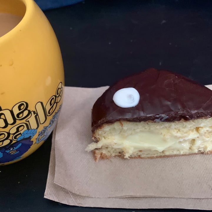 photo of Voodoo Doughnut Donuts shared by @savocado on  23 Apr 2021 - review