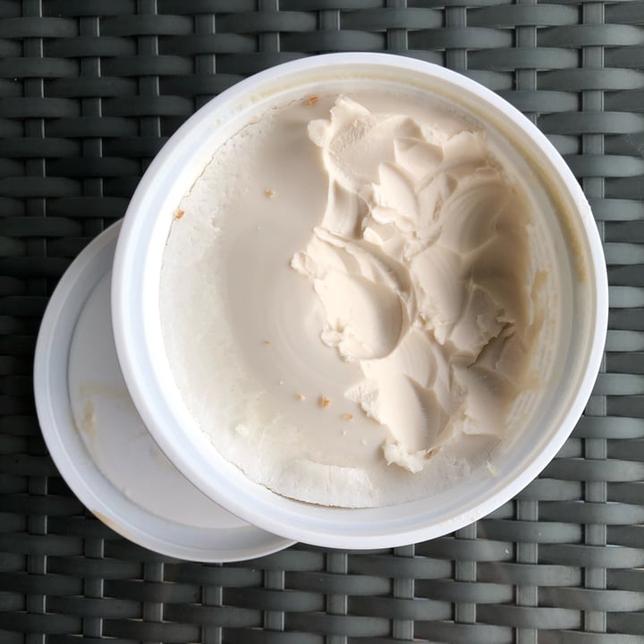 photo of Miyoko's Creamery Butter Made With Oat Milk Hint Of Sea Salt shared by @germainew on  08 Oct 2021 - review