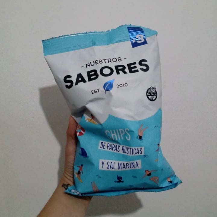 photo of Nuestros Sabores Chips de papas rústicas y sal marina shared by @vmoongirl on  01 Sep 2021 - review