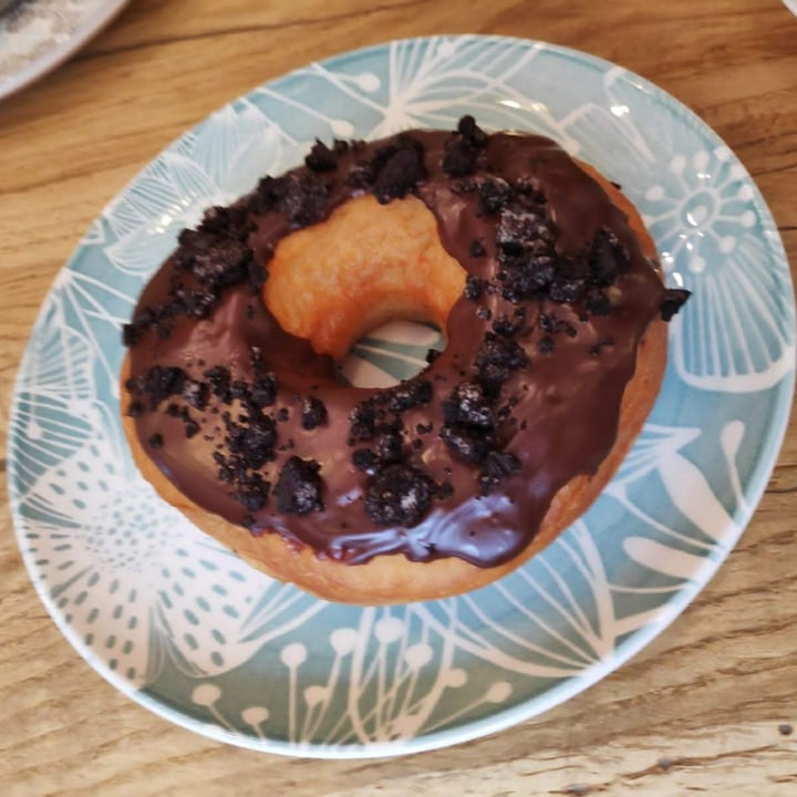 photo of VegAmazing Doughnuts Donut de chocolate shared by @madridvegano on  09 Sep 2020 - review
