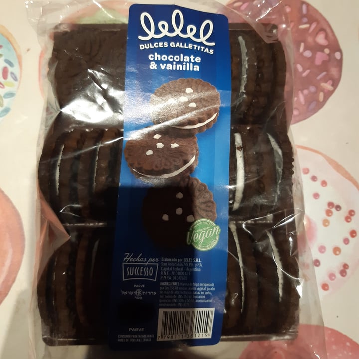 photo of Lelel Galletitas dulces de chocolate y vainilla shared by @emilyvegan on  23 Aug 2020 - review