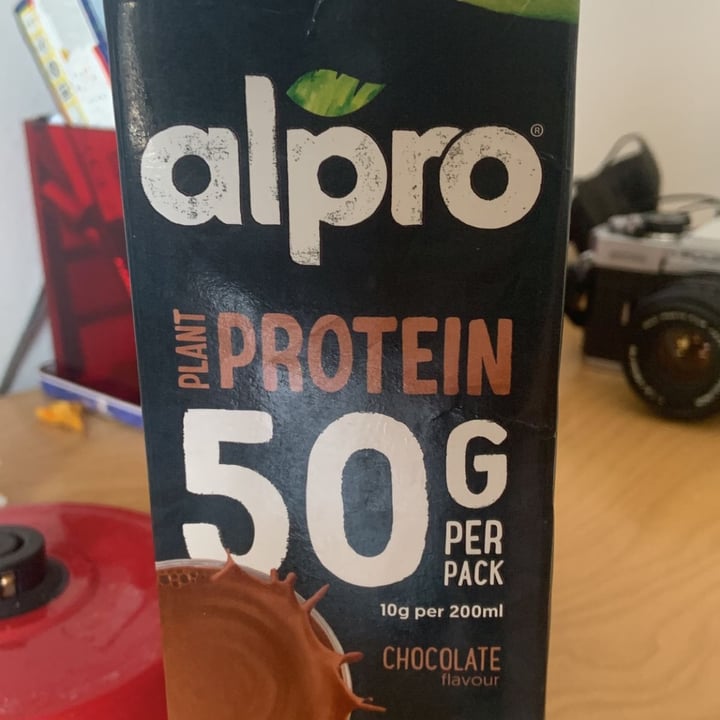 photo of Alpro Bevanda al cioccolato proteico shared by @lucelove on  14 Apr 2022 - review