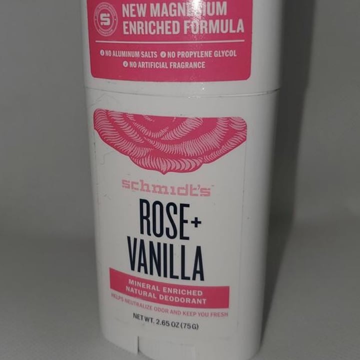photo of Schmidt's Rose + Vanilla Deodorant stick shared by @nissg on  24 Nov 2020 - review