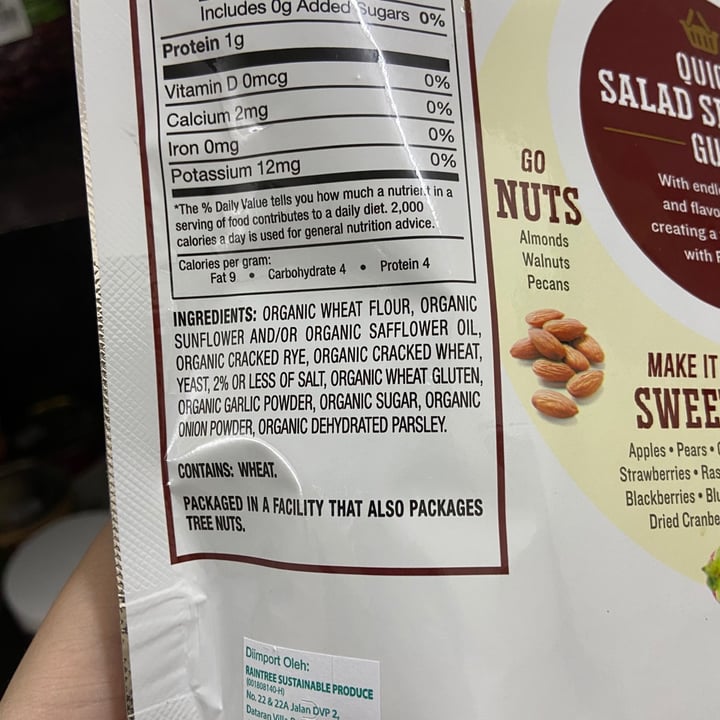 photo of Fresh Gourmet Organic croutons seasoned shared by @dafnelately on  12 Mar 2021 - review