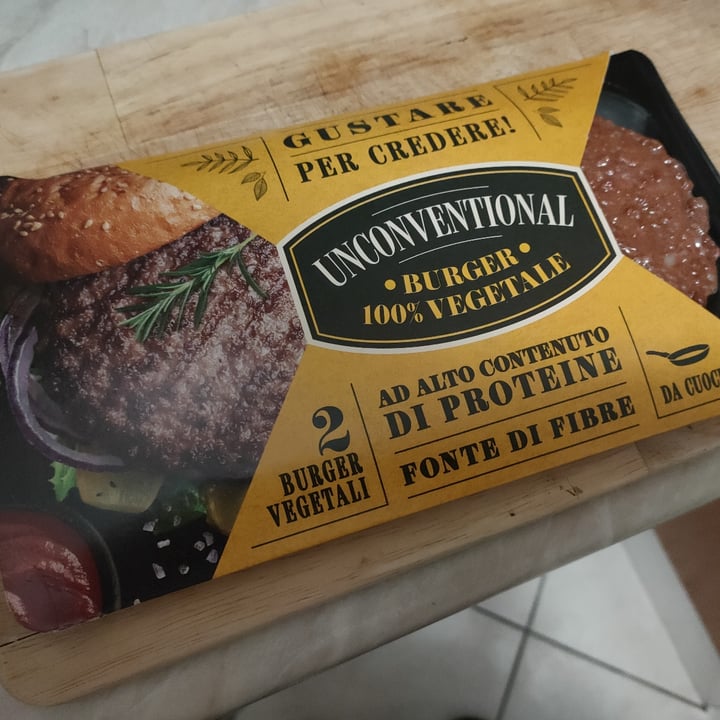 photo of Unconventional Burger Vegetale Classico - Classic Burger shared by @alethor on  26 Mar 2022 - review