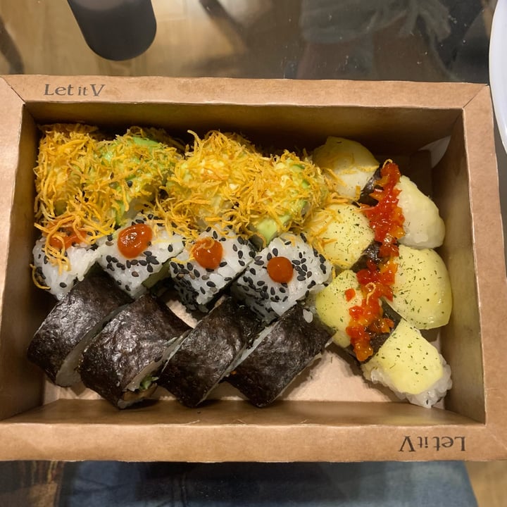 photo of Let it V - Vegan Sushi Tabla Hey Jude shared by @naleuem on  12 Aug 2022 - review