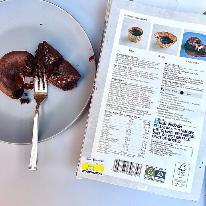 photo of Woolworths Food 6 Belgian Chocolate Fondants shared by @jeanne-marie on  16 Jul 2022 - review