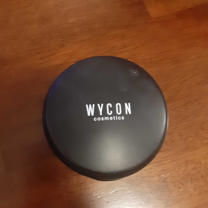 photo of Wycon Cosmetics Compact blush shared by @zunnitable on  13 Apr 2022 - review