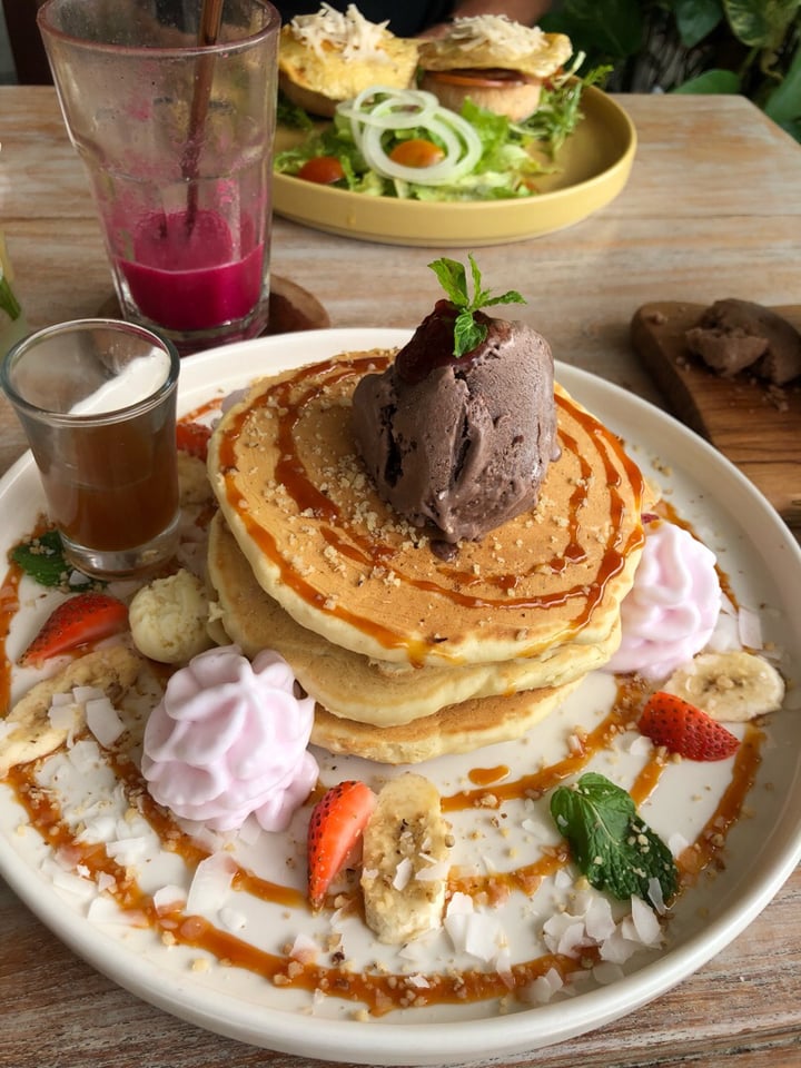 photo of I Am Vegan Babe Cafe Pancakes shared by @annbience on  07 Feb 2020 - review