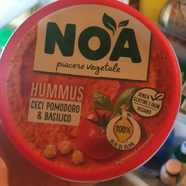 review photo of noa piacere vegetale Hummus Ceci Pomodoro & Basilico shared by @gretadebby on 08 Sep 2022 - review