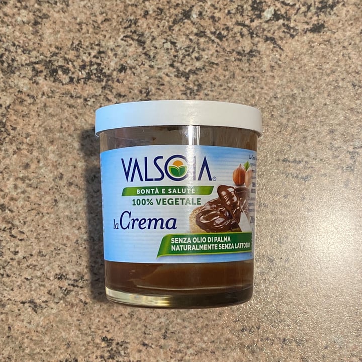 photo of Valsoia Crema alla nocciola shared by @cristinamazzolin on  17 May 2022 - review