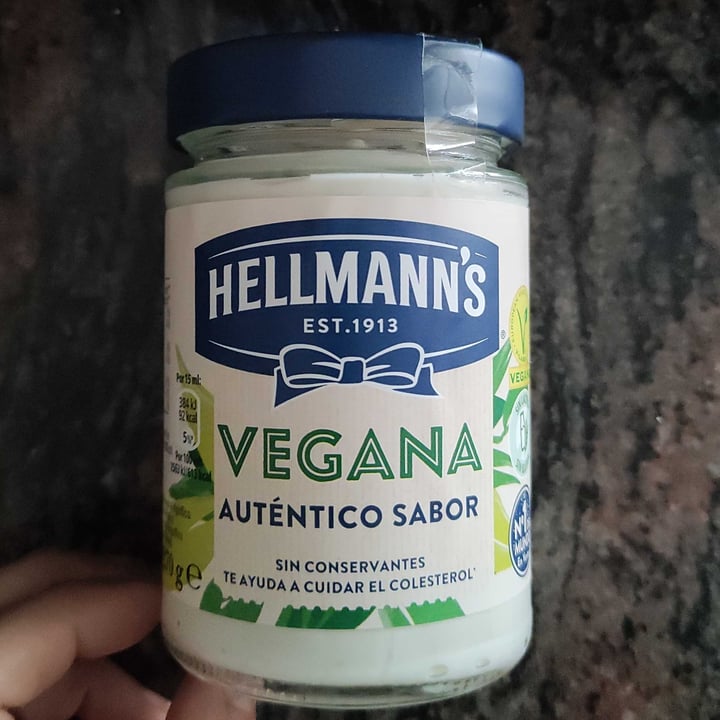 photo of Hellmann’s Hellmans Baconnaise shared by @veganaroa on  16 Dec 2021 - review